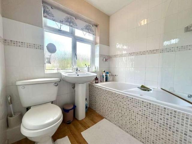 3 bed house for sale
