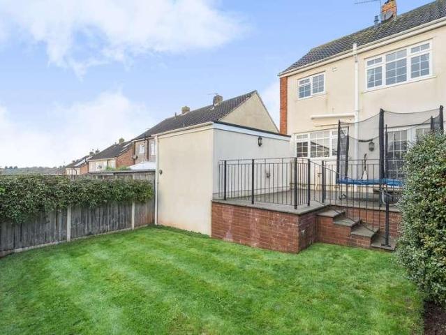 3 bed house for sale