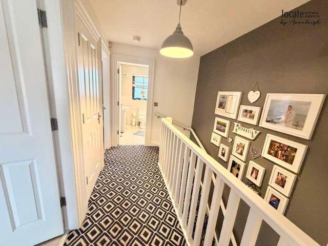 3 bed house for sale