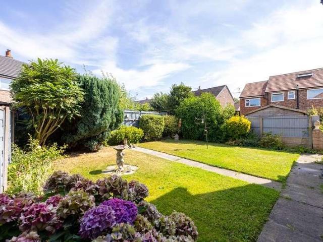 3 bed house for sale