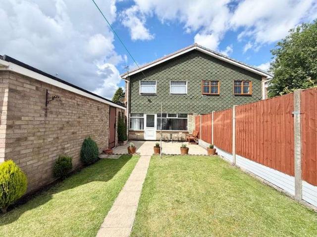 3 bed house for sale