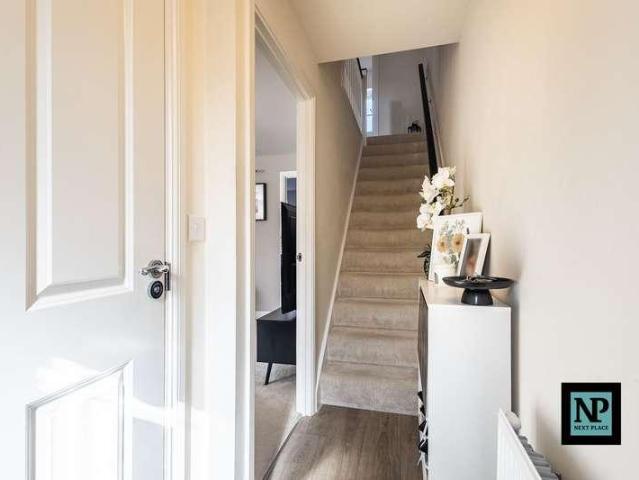 3 bed house for sale