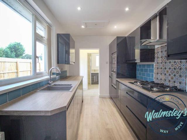 3 bed house for sale