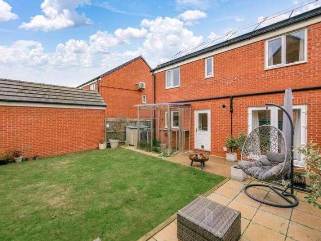 3 bed house for sale