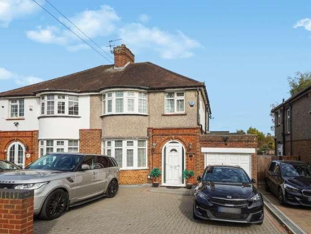 3 bed house for sale