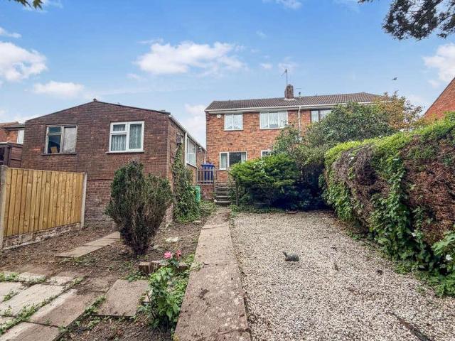 3 bed house for sale