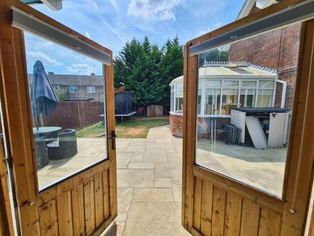 3 bed house for sale