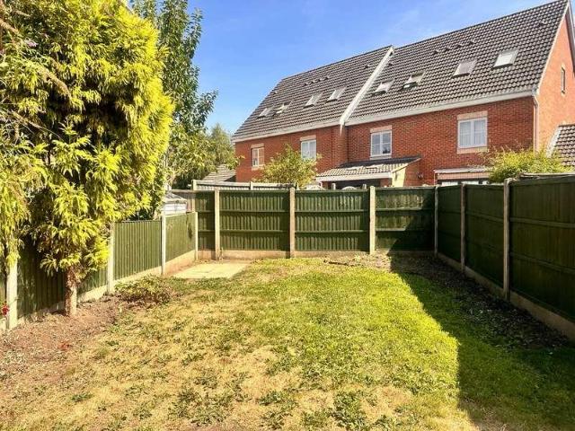 3 bed house for sale