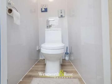 3 bed house for sale
