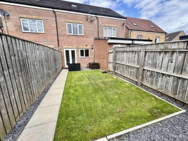 3 bed house for sale