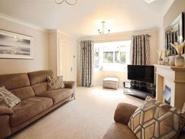 3 bed house for sale