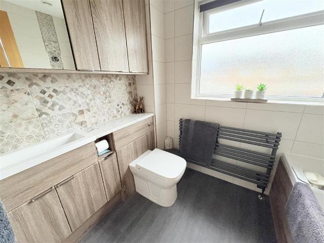 3 bed house for sale