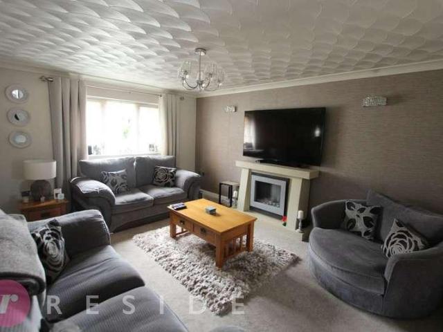 3 bed house for sale