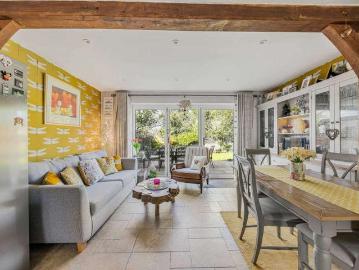 3 bed house for sale