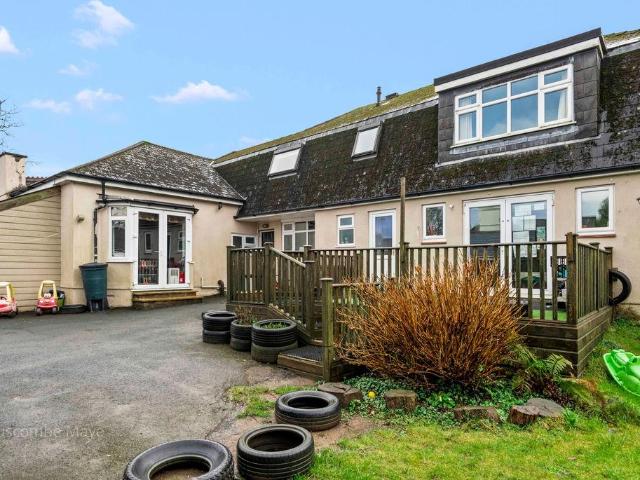 3 bed house for sale