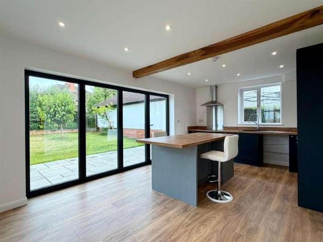 3 bed house for sale