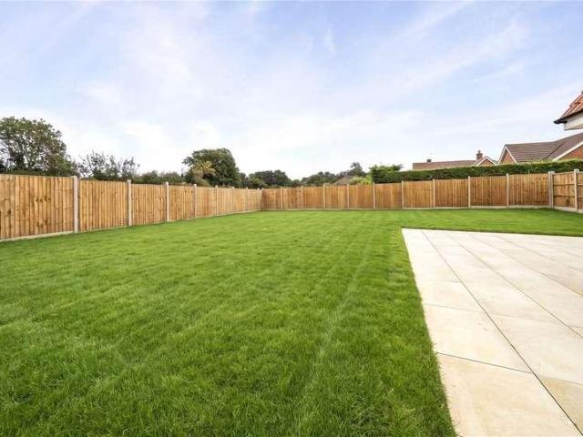 3 bed house for sale