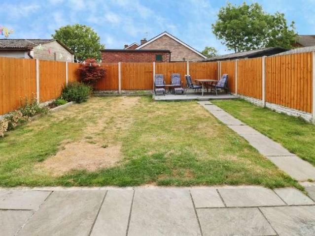 3 bed house for sale