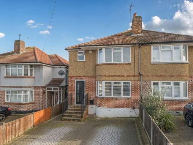 3 bed house for sale