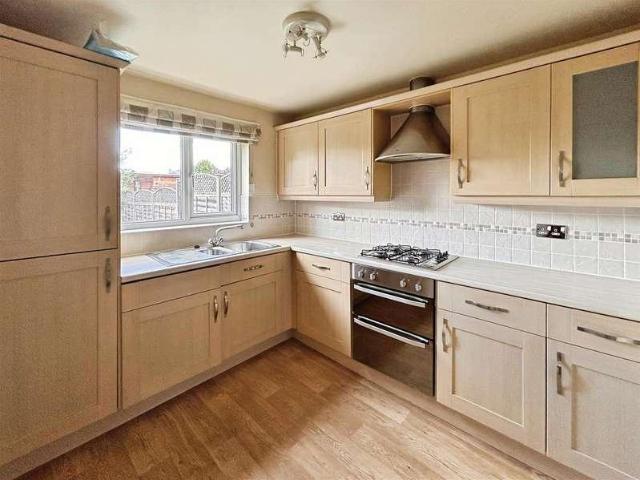 3 bed house for sale