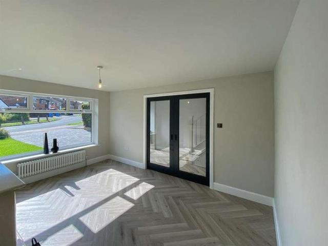 3 bed house for sale