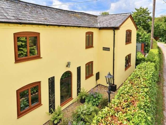 3 bed house for sale