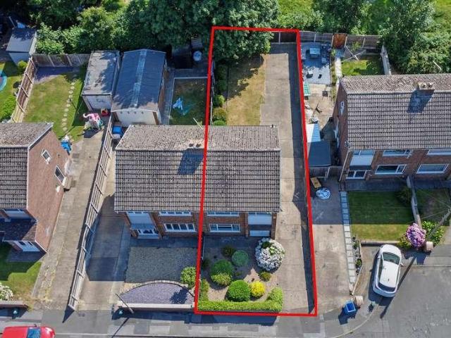3 bed house for sale