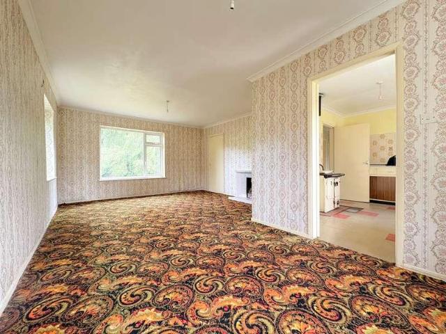 3 bed house for sale