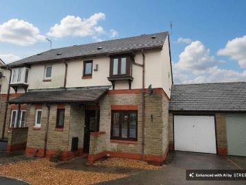 3 bed house for sale
