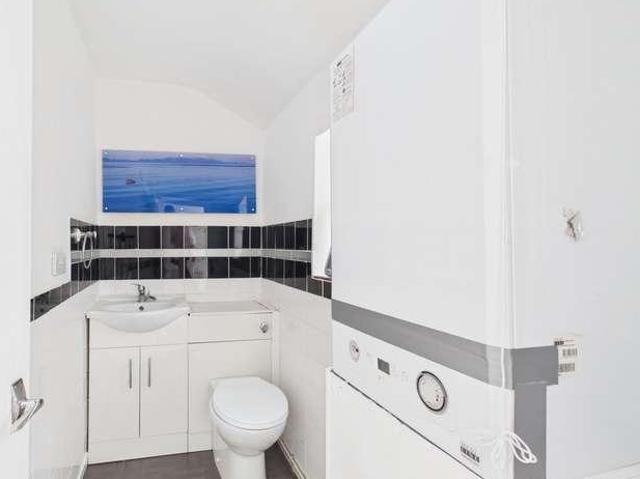 3 bed house for sale