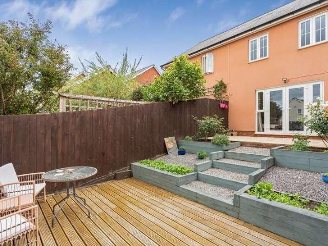 3 bed house for sale