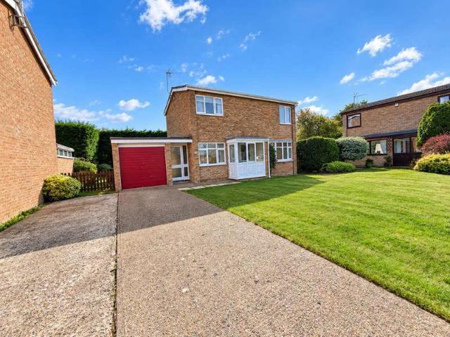 3 bed house for sale