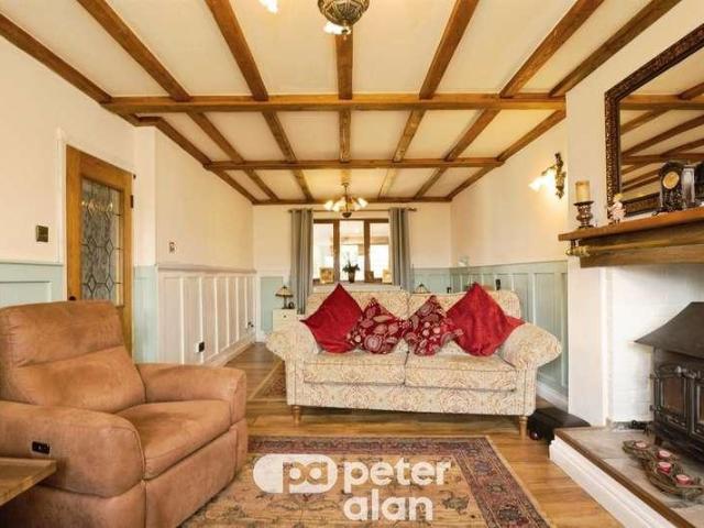 3 bed house for sale
