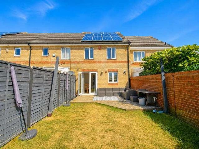 3 bed house for sale