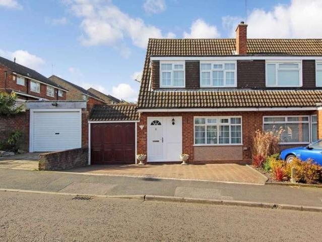 3 bed house for sale