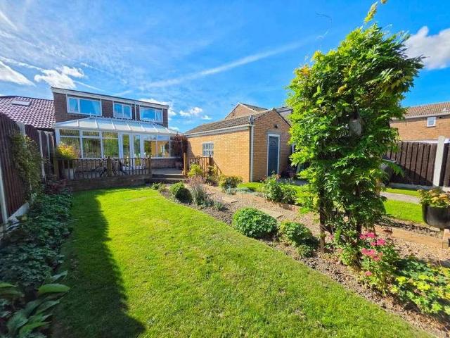 3 bed house for sale