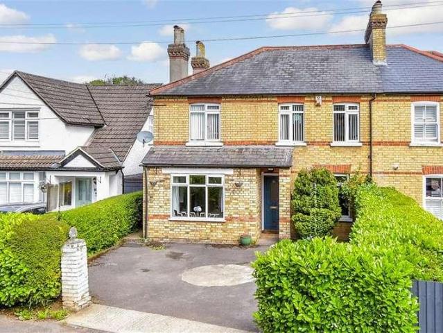 3 bed house for sale