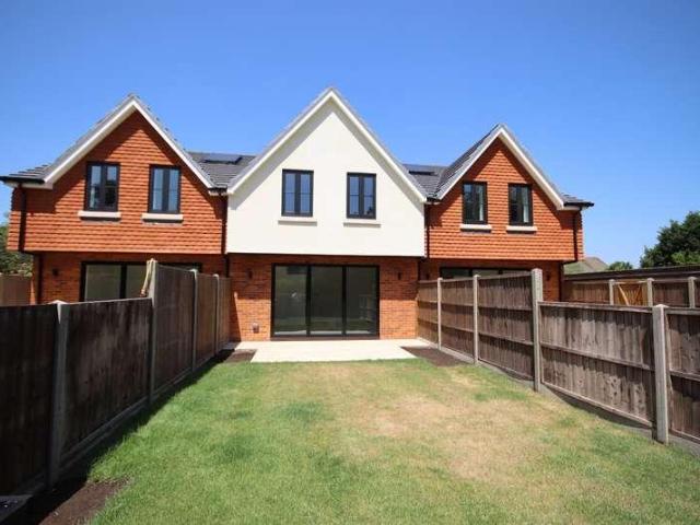 3 bed house for sale