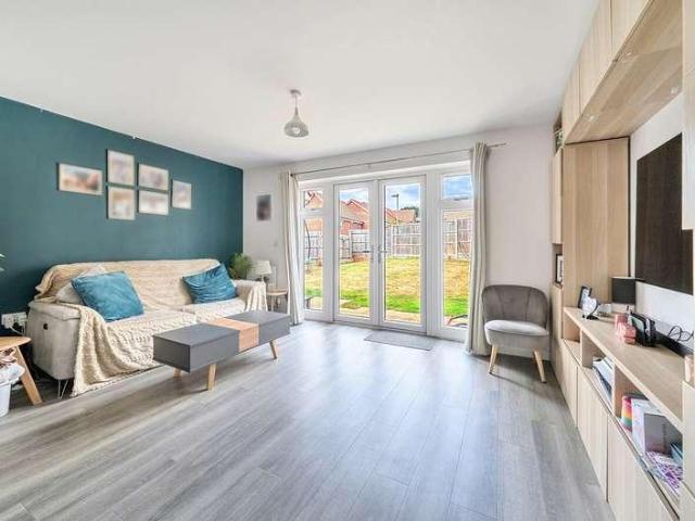 3 bed house for sale