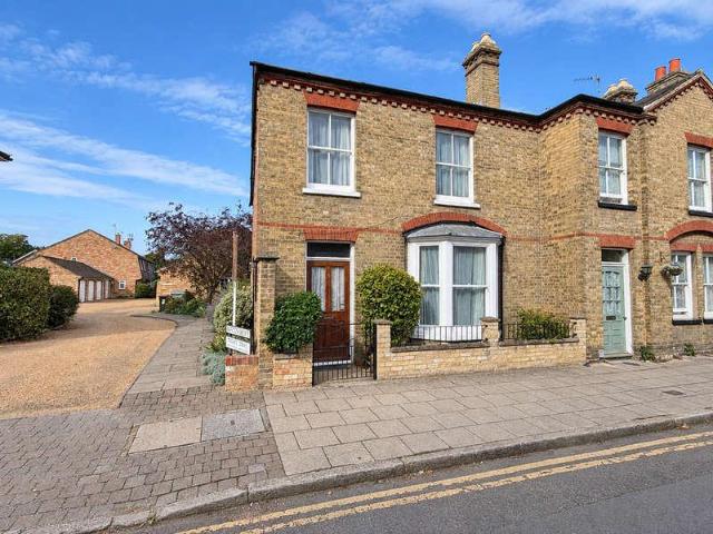 3 bed house for sale