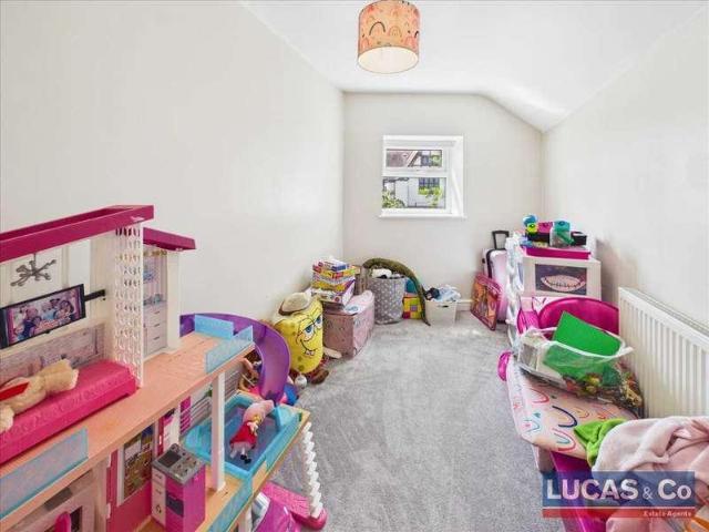 3 bed house for sale