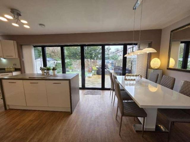 3 bed house for sale