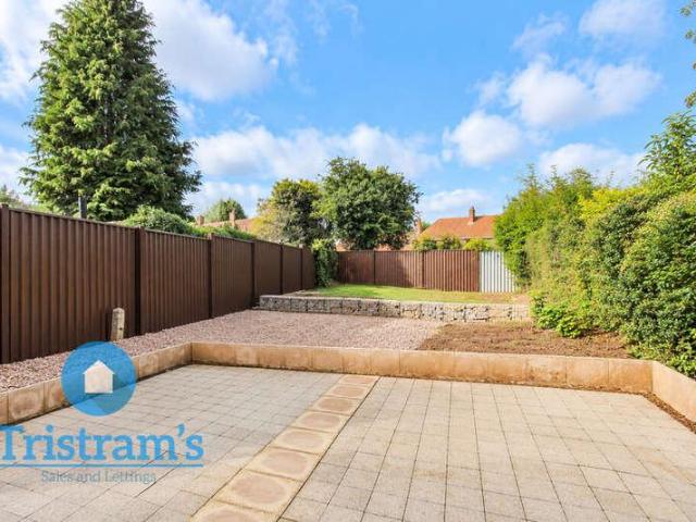 3 bed house for sale