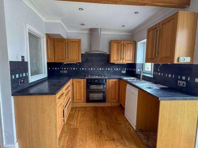3 bed house for sale