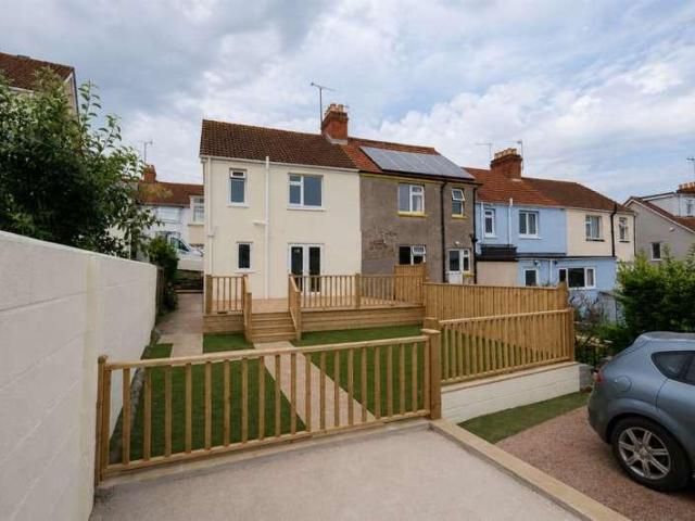 3 bed house for sale