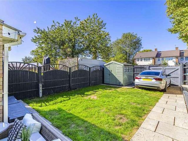 3 bed house for sale