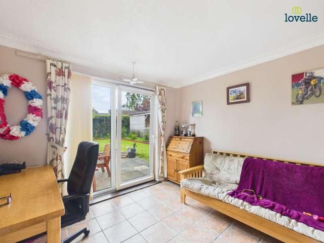 3 bed house for sale