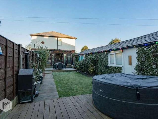 3 bed house for sale