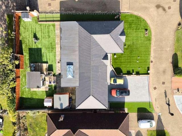 3 bed house for sale