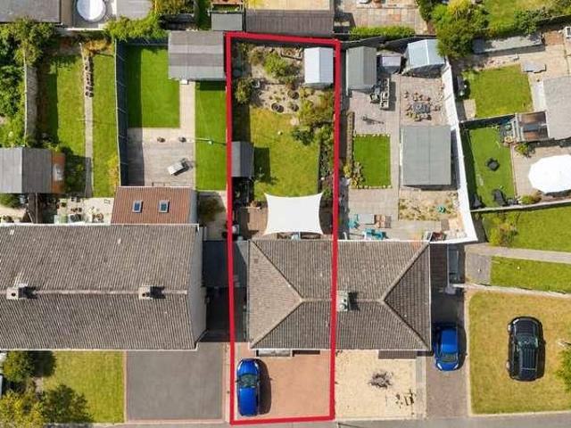 3 bed house for sale